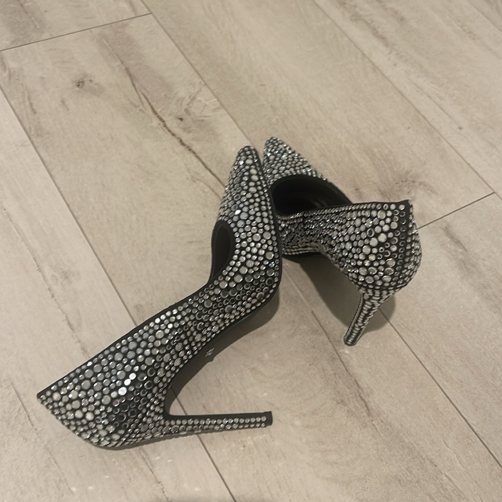 Rhinestone Pumps - Picture 6 of 6